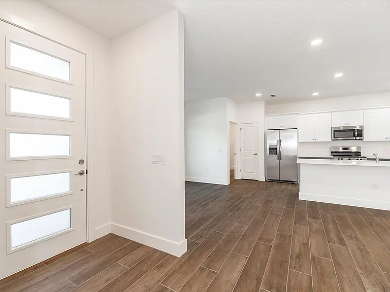 1709 Holly Rd — Photo 13