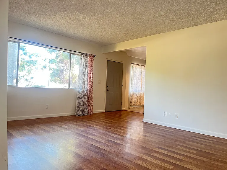 5986 Chino Ave — Photo 4