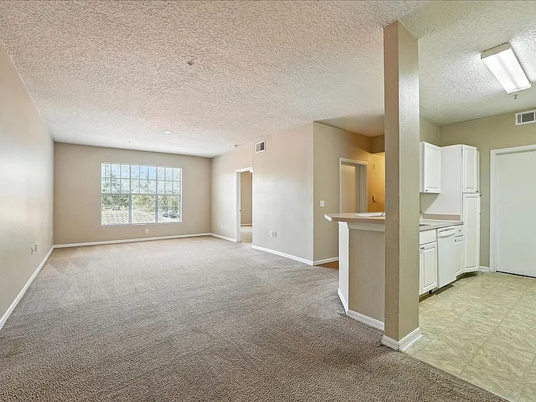 5560 Metrowest Blvd #108 — Photo 3