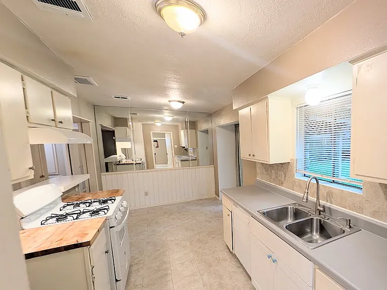 2028 Cheryl Dr — Photo 34