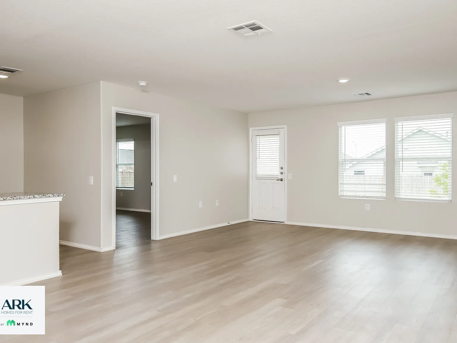 4 bed, 2.0 bath, 1667 sqft, $1,635 — Photo 4