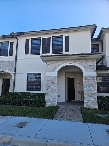 12920 SW 233rd Ter Photo 1