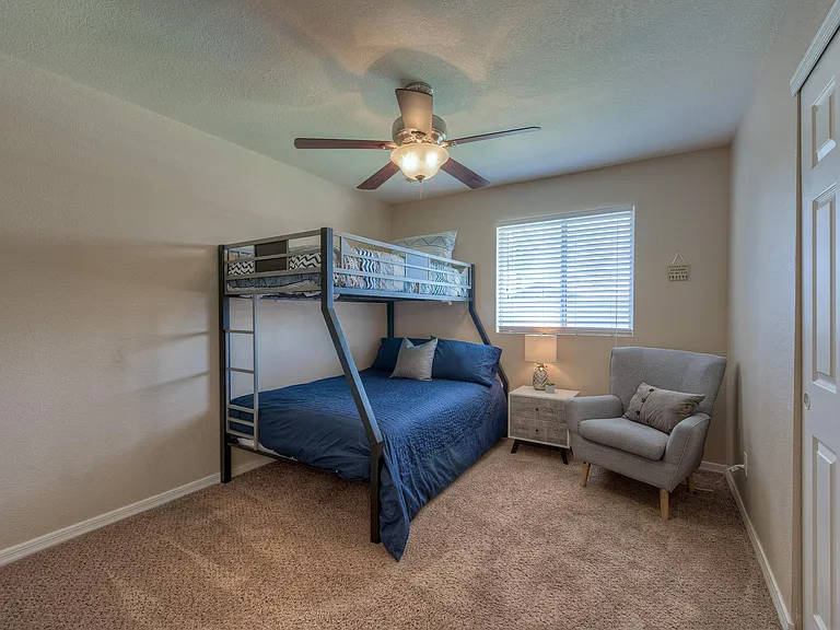 8031 E Oak St — Photo 21