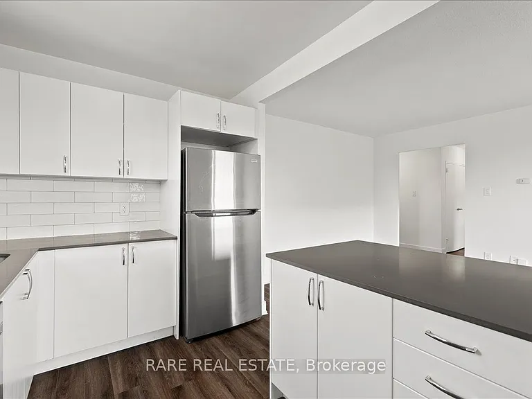 10 Garfella Dr #419 — Photo 3