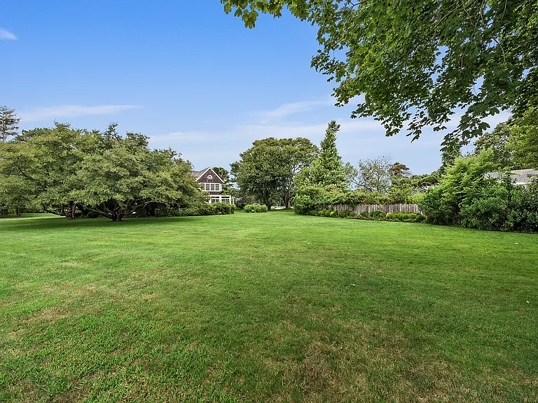 1 Eel Cove Rd — Photo 32