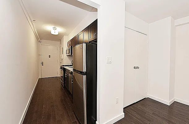 Rented by Corcoran | media 6