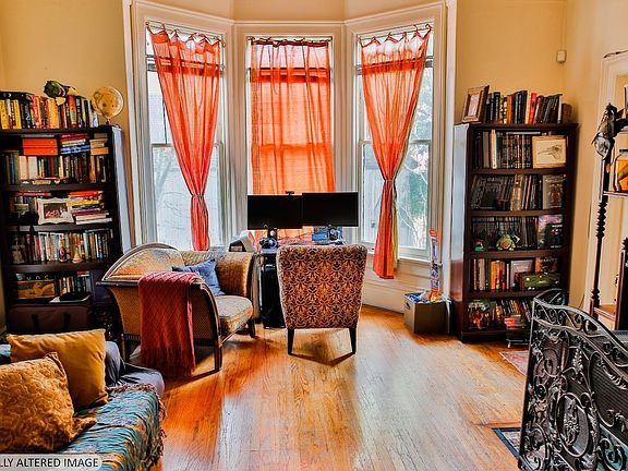 4th image of 823 Mission Avenue