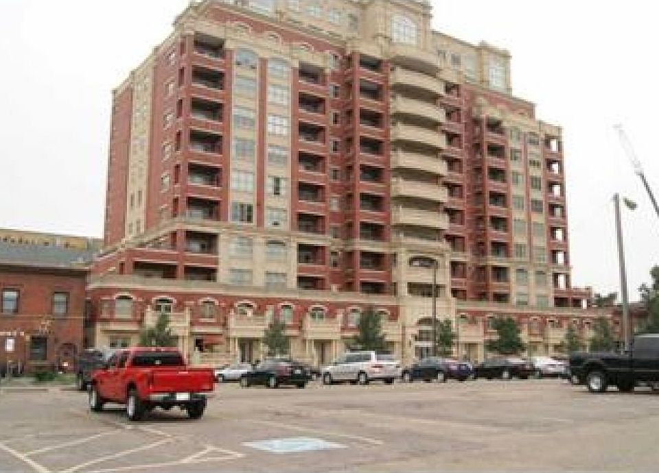 1st image of 1950 N Logan St APT 705