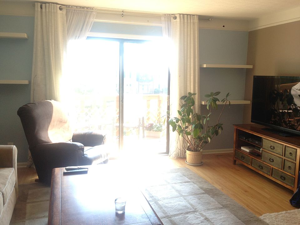 1st image of 9 Gardiner Ct