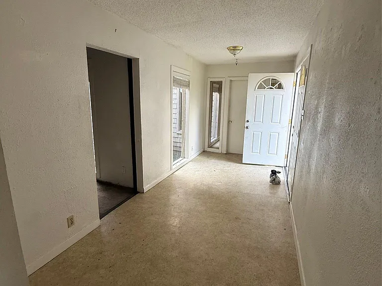 254 Lone Star Rd — Photo 4