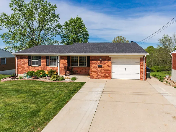 15 Sheridan Dr, Alexandria, KY 41001