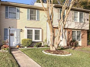 1302 Vanasse Ct, Hampton, VA 23666