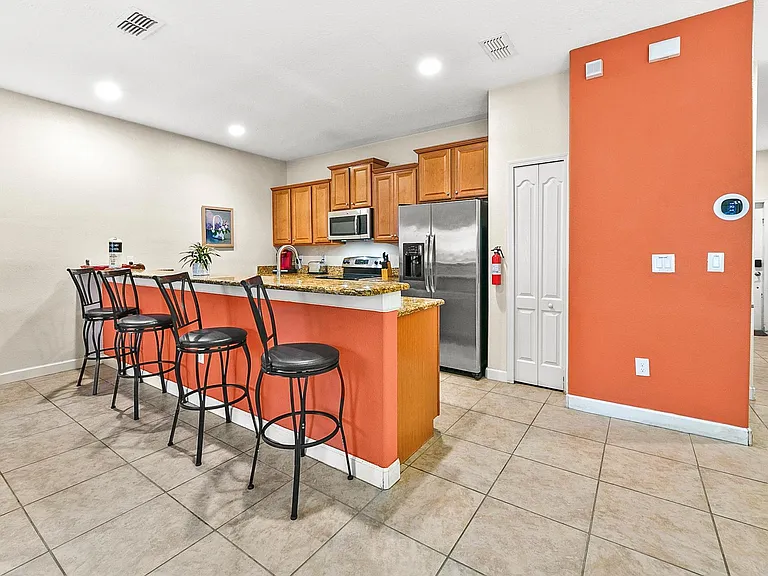8937 Bismarck Palm Rd — Photo 6