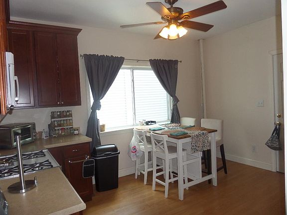 4th image of 12 Atherton St
