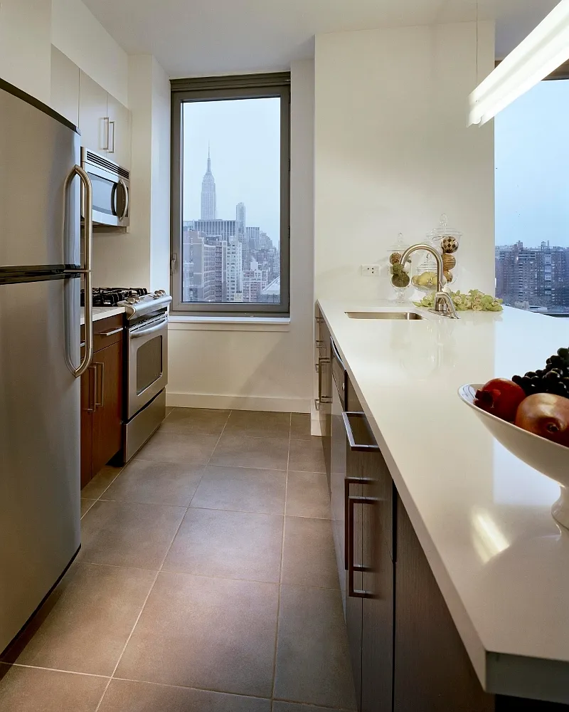 312 11th Avenue — Photo 2