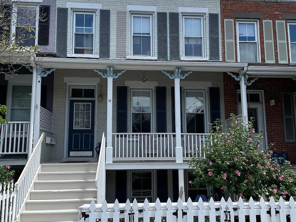 Welcome to 19 Bridge st, 1 Bedroom Apt