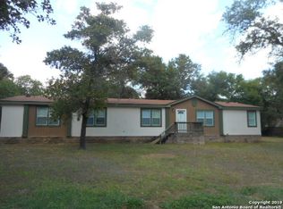 380 Savannah Rdg, Von Ormy, TX 78073
