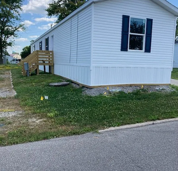 200 Gregory Ln #13 — Photo 2