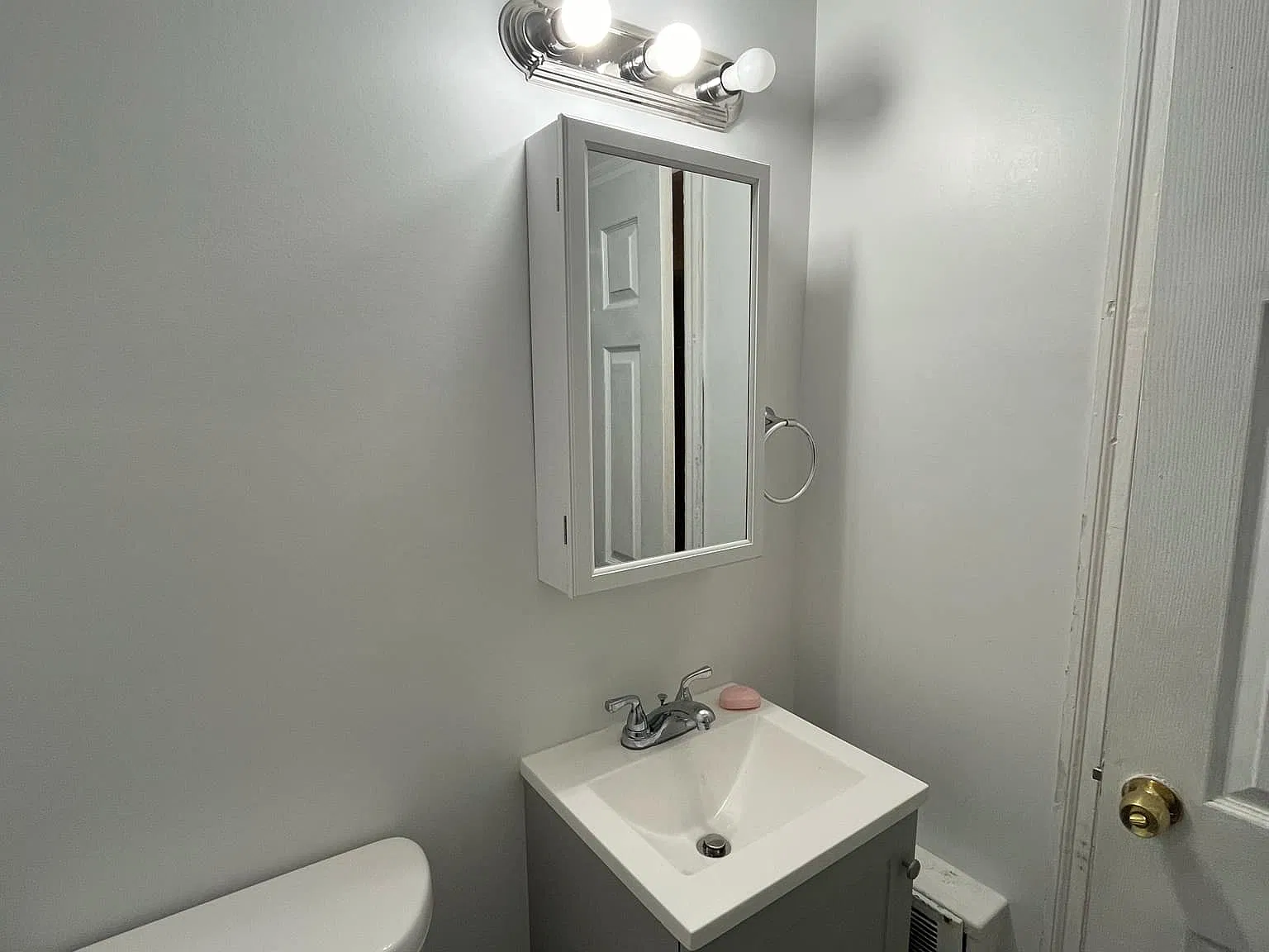 6325 Calvert St — Photo 3