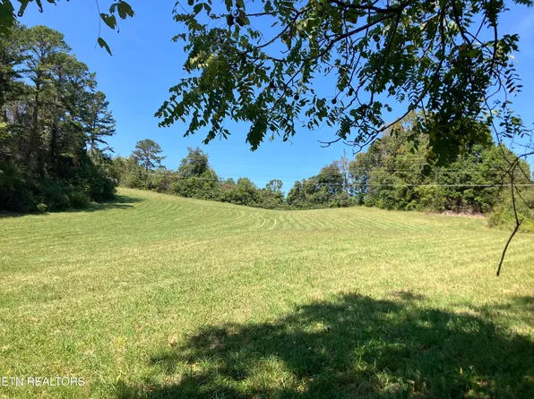 1 Harmon Cir, New Tazewell, TN 37825