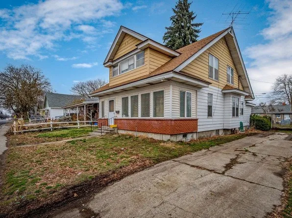 1643 E Wellesley Ave, Spokane, WA 99207