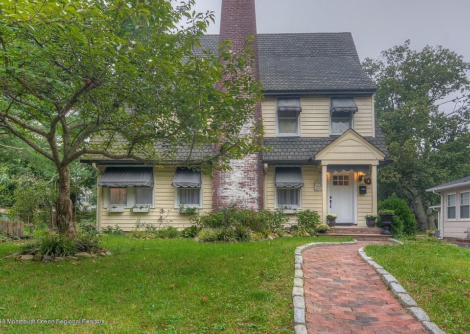1st image of 106 Holly St