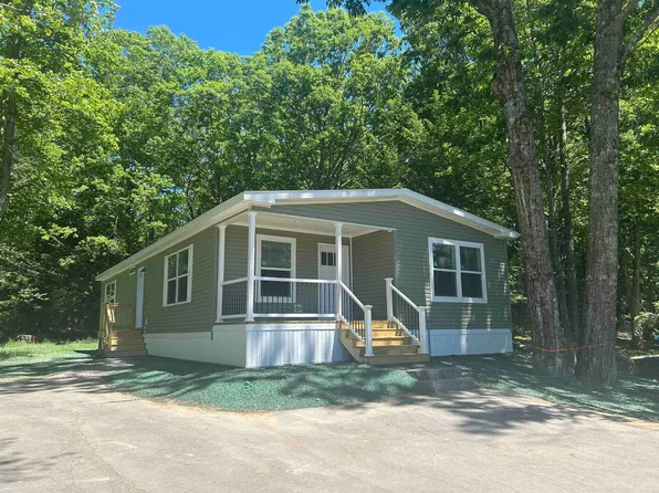 6 Country Ridge Park, Rochester, NH 03867-4505