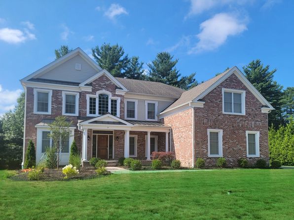 31 Lester Gray Dr