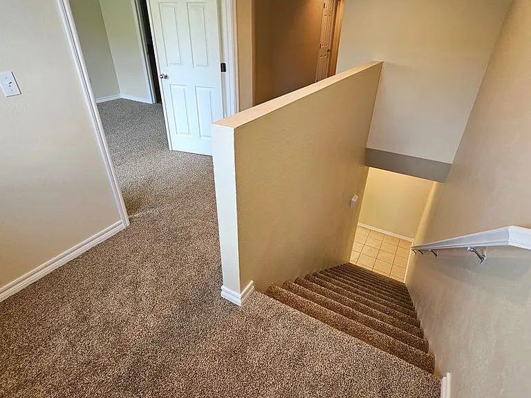 28 Fuller Cir — Photo 7