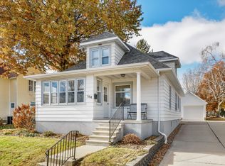 504 S Decorah St, Caledonia, MN 55921