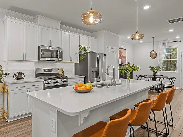 1052 Shoreside Dr — Photo 9