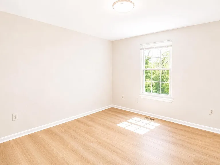 11 Noblewood Ct — Photo 13
