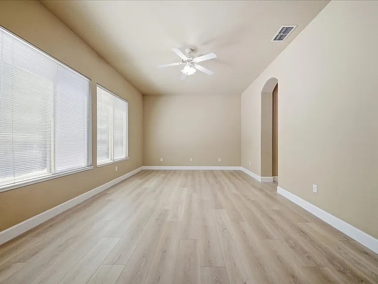 4319 Cadee Ct — Photo 23