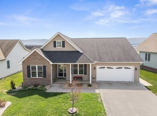53 Marble Dr, Stuarts Draft, VA 24477