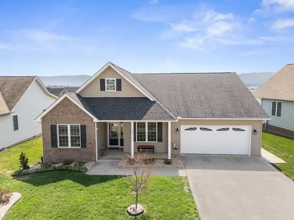 53 Marble Dr, Stuarts Draft, VA 24477