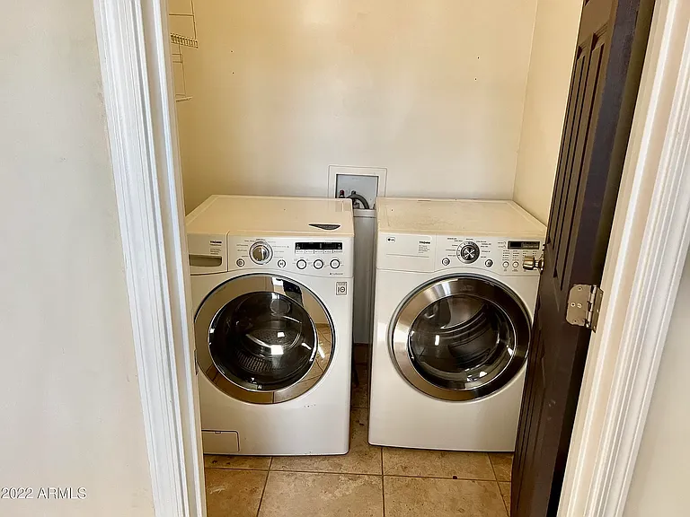 4213 N Westview Dr — Photo 9