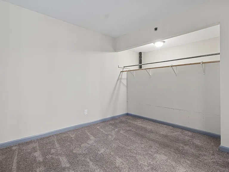The Hill Apartments — Photo 11