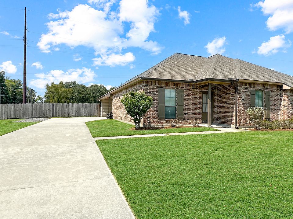 1st image of 16009 Weston Court Dr