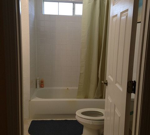 5th image of 1614 Avenue E