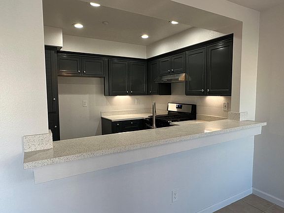 5th image of 6999 Rodling Dr Unit D