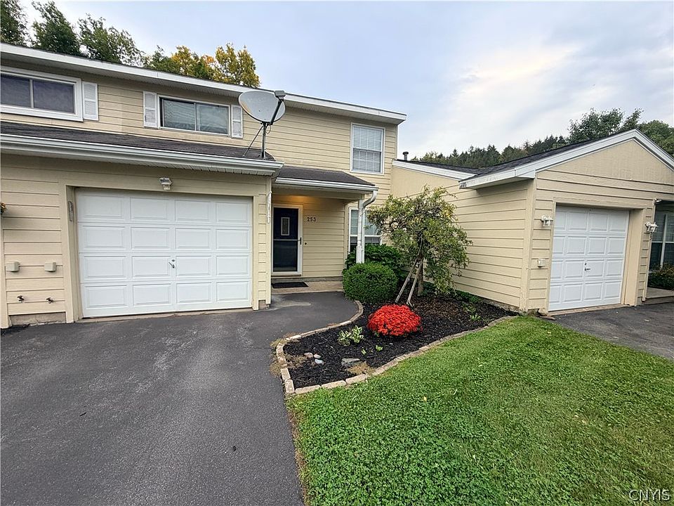 1st image of 253 Wildwood Rdg