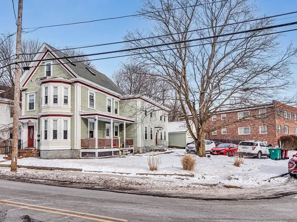 161 Hildreth St, Lowell, MA 01850