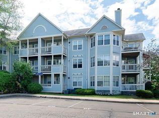 75 Redwood Dr UNIT 801, East Haven, CT 06513