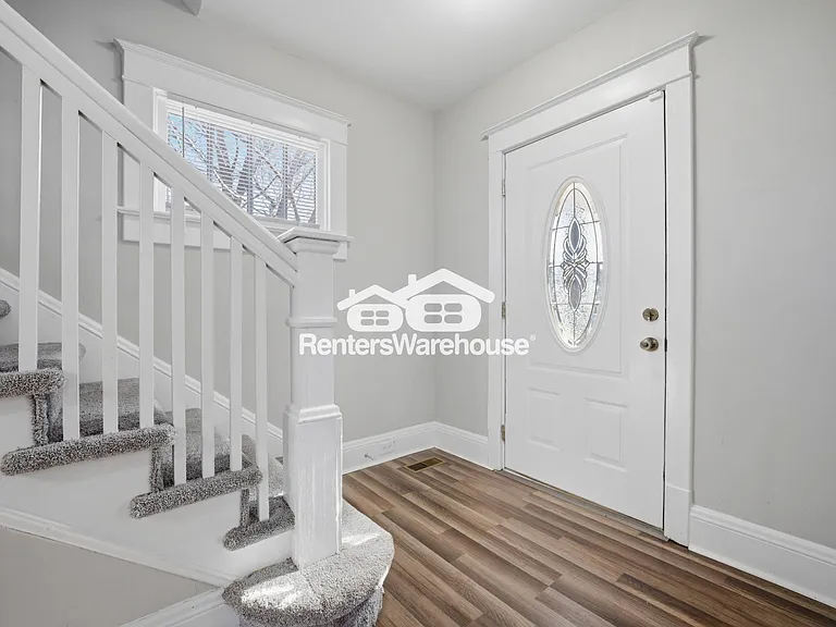 2729 Somme Ave — Photo 6