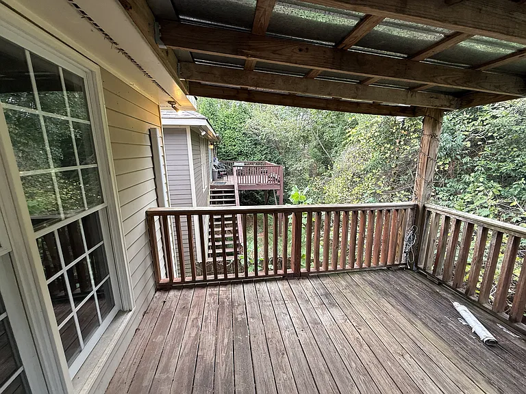 3806 Holland Ct — Photo 9
