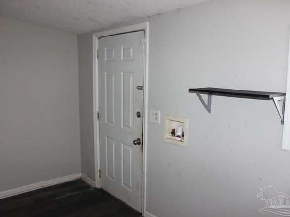 507 Palafox St, Flomaton, AL 36441