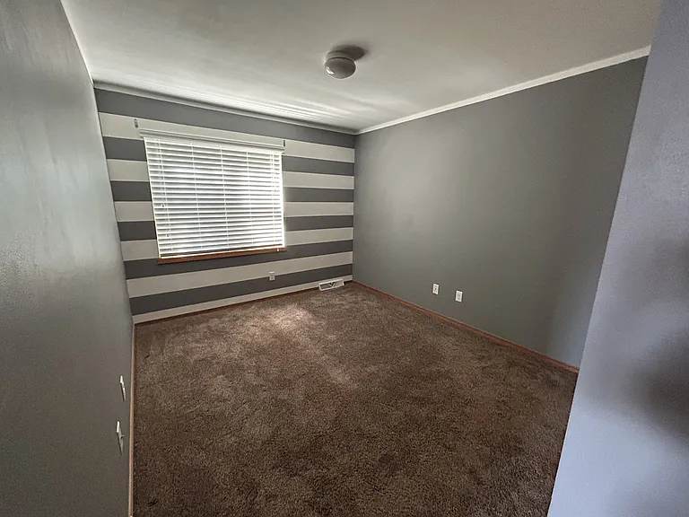 1425 Bellflower Ln — Photo 65