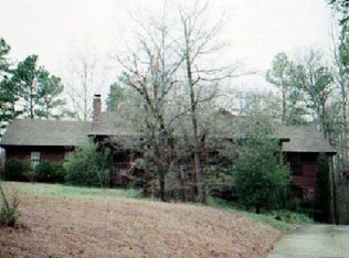 175 Lakeside Dr, Ellenwood, GA 30294