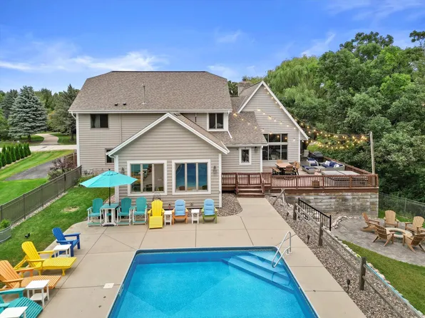 515 Pebble Creek PASS, Wales, WI 53183
