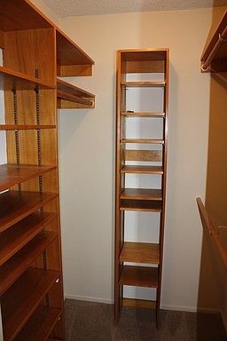 4th image of 14608 Wyandotte St APT 9